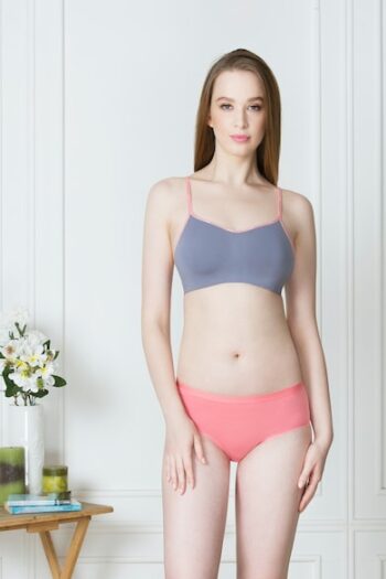 Van Heusen 11013 Women Blue Granite Solid Seamless Cups Non Padded Cami Bra